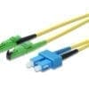 ASSMANN LWL Patchkabel, E2000 (8° APC) auf E2000 (8° APC), Singlemode, LWL Patchkabel, E2000 (APC) zu E2000 (APC) Singlemode 09/125 µ, Duplex, Länge 30 m<br><br>DIGITUS® Professional bietet ein umfangreiches, hochqualitatives Sortiment an LWL Patchkabeln. Praktisch jeder Anspruch und jede Anforderung kann durch die große Auswahl der verschiedenen Kabeltypen abgedeckt werden. Das Sortiment umfasst Ausführungen in OM1, OM2, OM3 und OS2. Da nur mit den besten Faserlieferanten zusammengearbeitet wird, garantieren die DIGITUS® Patchkabel höchste Performance und Ausfallsicherheit für Ihr Netzwerk. Jedes Kabel ist zudem einzeln verpackt und enthält das jeweilige Messprotokoll.