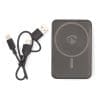 Diese leistungsstarke Powerbank von Nedis ist die ideale Lösung zum Aufladen unterwegs. Dank der Schnellladefunktionen können Sie Ihren USB-C-Laptop oder Ihr MacBook im Handumdrehen aufladen – für maximale Produktivität, auch unterwegs. Die Powerbank verdoppelt die Akkulaufzeit Ihres Laptops, sodass Sie Ihre Arbeit nahtlos fortsetzen können, selbst wenn der interne Akku leer ist. Sie ist mit allen USB-C-Laptops und MacBooks bis zu 65?W kompatibel (Power Delivery) – perfekt für Profis, die viel unterwegs sind.Zusätzlich eignet sich die Powerbank auch zum Aufladen von Smartphones und Tablets über USB-C- und USB-A-Anschlüsse. Sie verfügt über einen 65-W-USB-C-Port (mit Power Delivery) sowie einen 18-W-USB-A-Port (für Schnellladung), sodass zwei Geräte gleichzeitig geladen werden können. Mit ihrer hohen Kapazität bietet die Powerbank ausreichend Energie, um ein Smartphone bis zu achtmal, ein Tablet bis zu viermal oder ein Notebook bis zu zweimal vollständig aufzuladen. Die integrierte LED-Anzeige informiert Sie zuverlässig über den aktuellen Ladestand – damit Sie nie ohne Energie dastehen.Investieren Sie jetzt in diese Powerbank mit hoher Kapazität und profitieren Sie von durchgängiger Leistung – egal, wo Sie sich befinden.