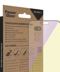 Ein PanzerGlass™-Displayschutz, der mehr kann: Er schützt das Display Deines Smartphones verlässlich vor Rissen, Kratzern oder ärgerlichen Brüchen, wenn es einmal gegen harte Kanten stößt oder auf den Boden fällt. Und er mindert die unerwünschte Wirkung des blauen Lichts des Displays, besonders wenn Du spätabends mit Deinem Smartphone aktiv bist. Der Filter verindert Kopfschmerzen und Erschöpfung,  wirkt wohltuend und entspannend für die Augen und verbessert den Schlaf.<br><br>Für hygienische Reinheit der Oberfläche sorgt eine antibakterielle Beschichtung, die störende Fingerabdrücke reduziert und bis zu 99,99% der häufigsten Oberflächenbakterien entfernt.<br><br>Das Ultra-Wide Fit-Modell deckt die gesamte Vorderseite Deines Smartphones ab - für einen vollständigen und glasklaren Blick auf das Display - und lässt dabei genügend Platz für eine Schutzhülle. Wie liefern Dir das Produkt in einer FSC®-zertifizierten Verpackung, die recycelt werden kann.